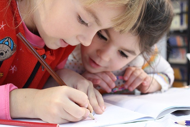 Jeunes enfants en difficultés scolaires